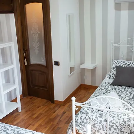 Dimora De Curtis Apartment